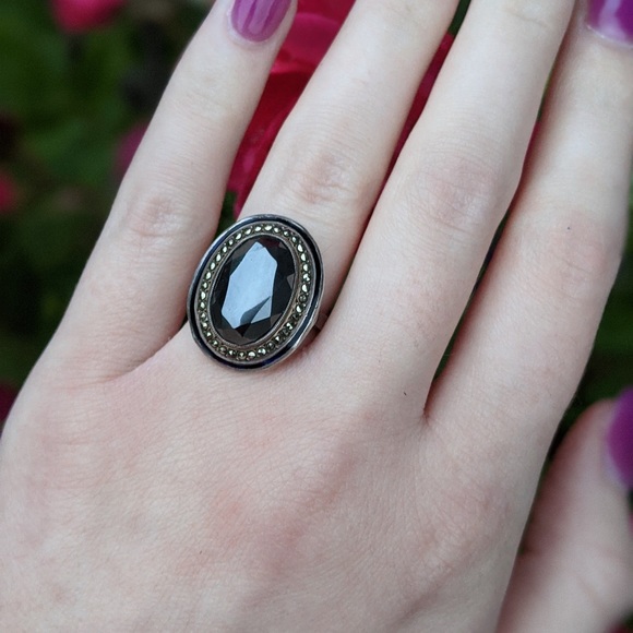 Antique 1920s Hematite and Marcasite Sterling Ring - Picture 3 of 8